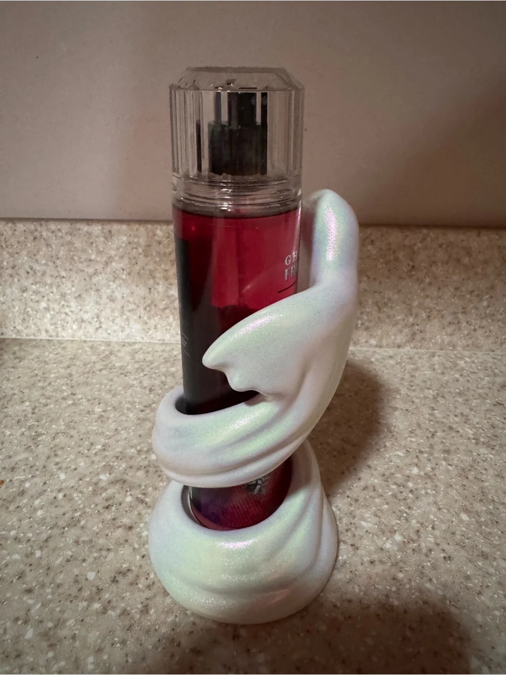 2026 Bath & Body Works Twisting Ghost Fragrance Holder. Includes Ghoul Friend